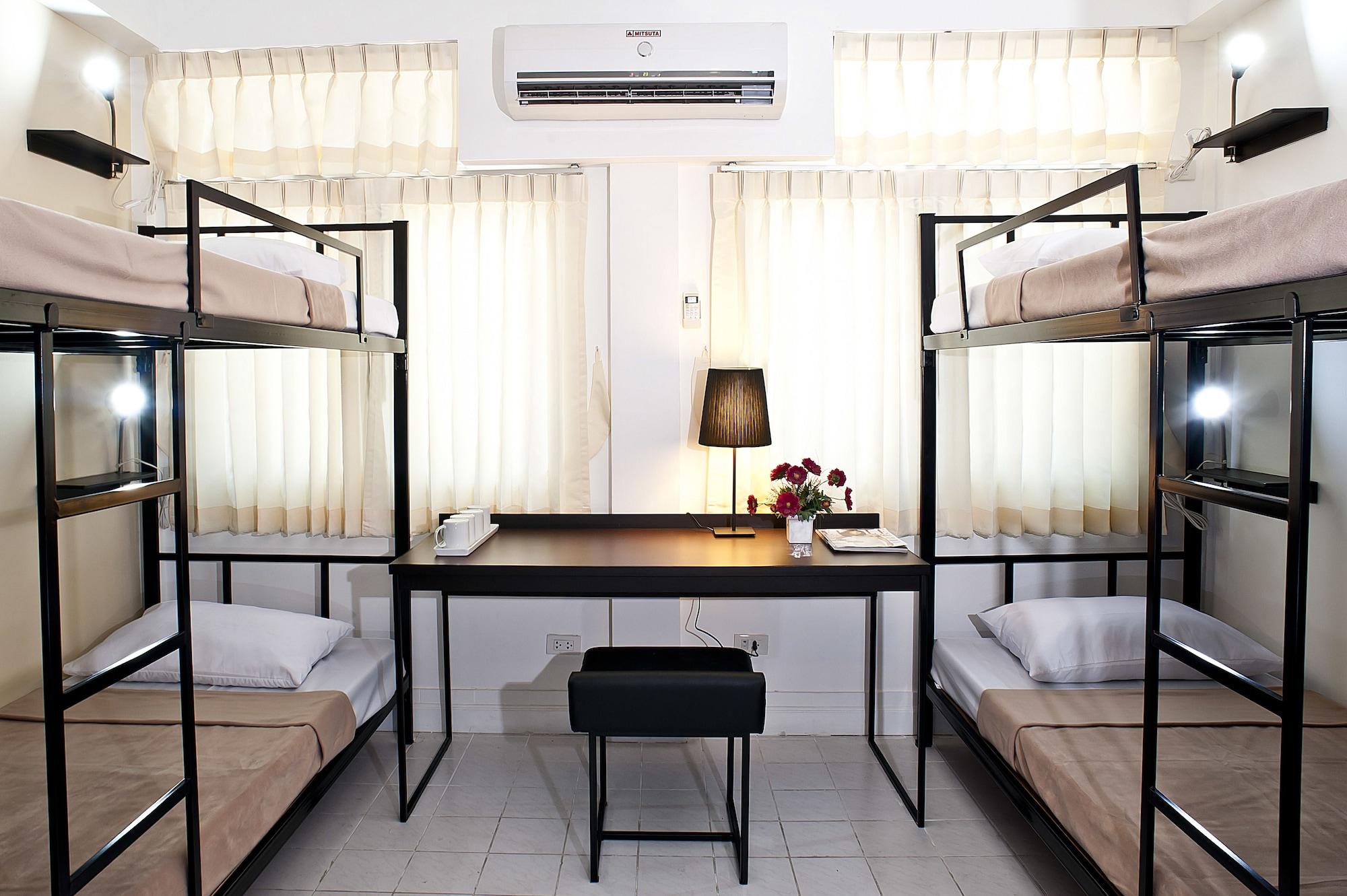 G9bangkok Hostel Bagian luar foto