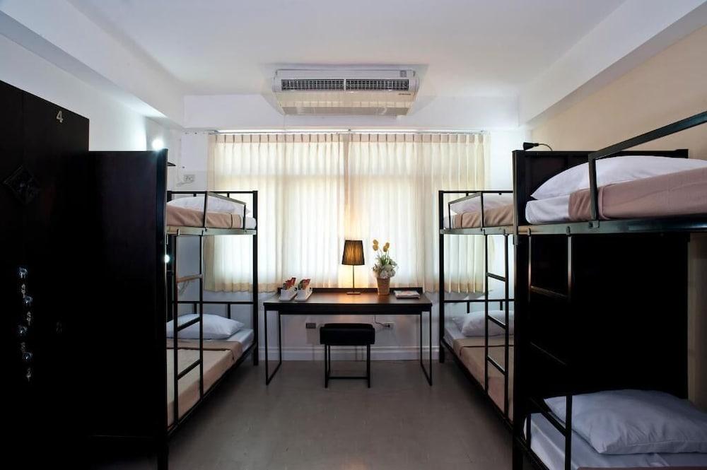 G9bangkok Hostel Bagian luar foto