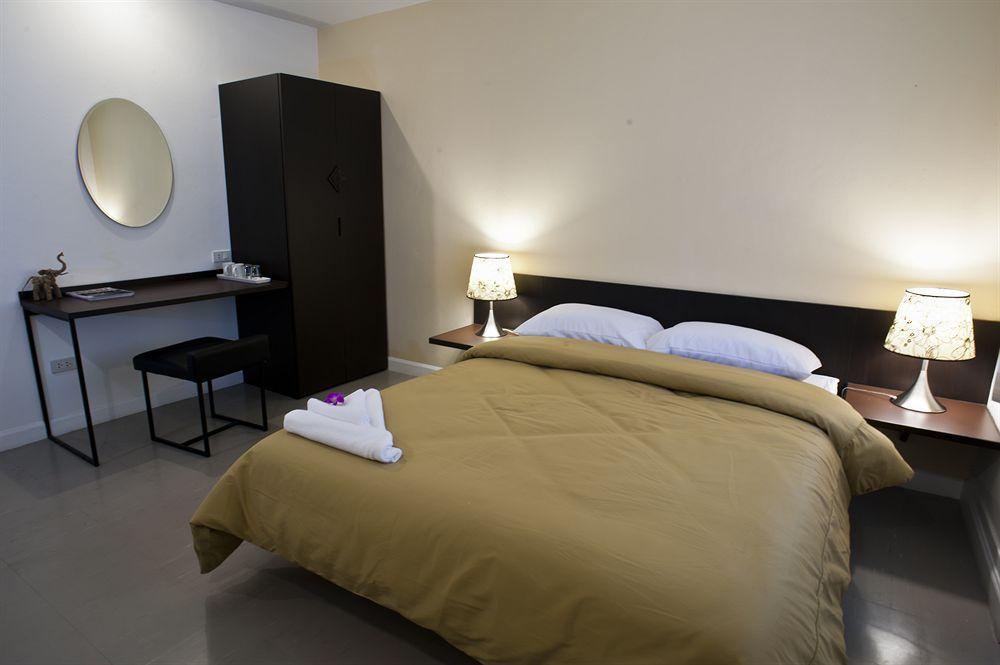 G9bangkok Hostel Bagian luar foto
